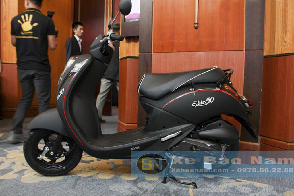 xe-ga-50cc-elite-den-nham-1