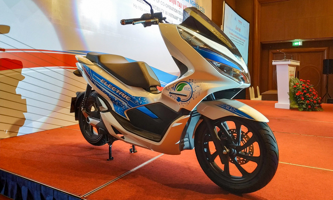 Xe-Honda-PCX-Electric-2019-10