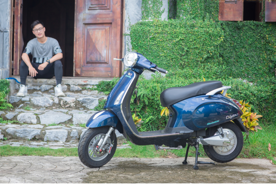 xe-may-dien-vespa-nioshima-s-2019-mau-xanh-cuu-long