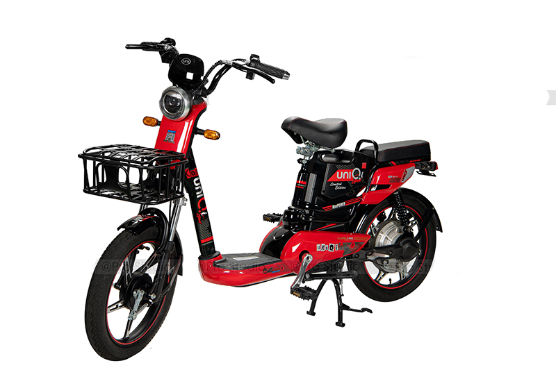 Xe đạp điện Uniq 18a màu đỏ