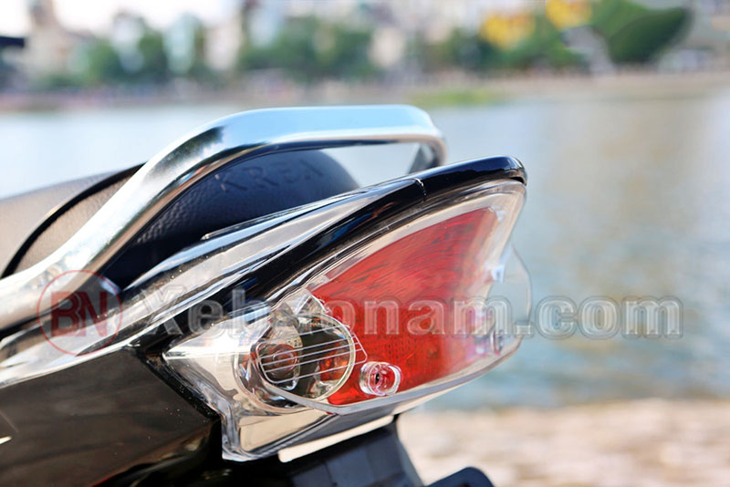 Đèn hậu xe máy sirius 50cc fifi