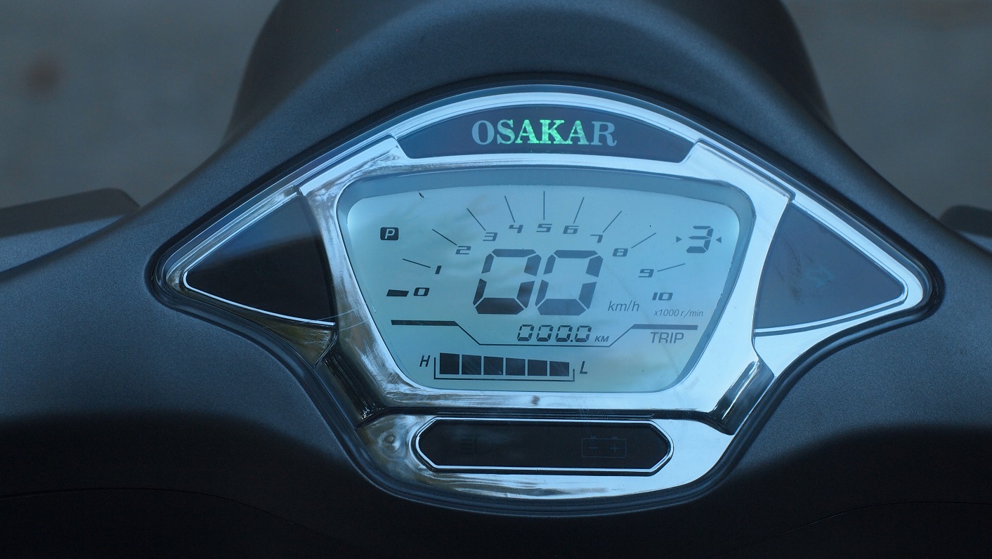 Đồng hồ điện tử xe máy điện Vespa Osakar Classy