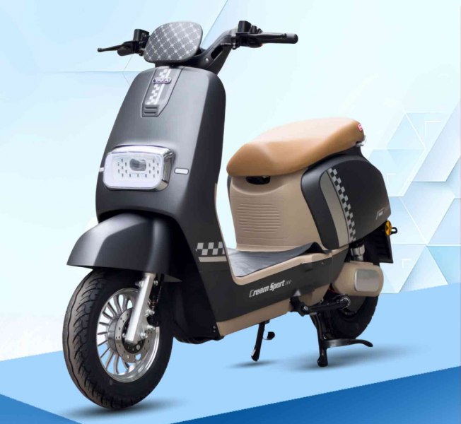 Xe Máy Điện Yaka Cream