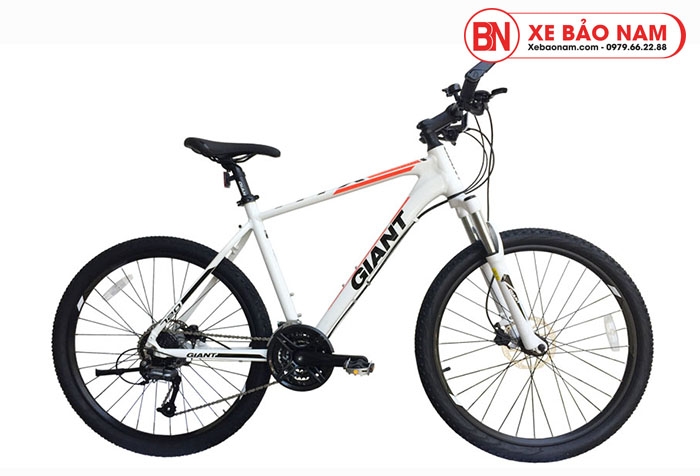 Xe p Giant ATX 670 Xe B o Nam