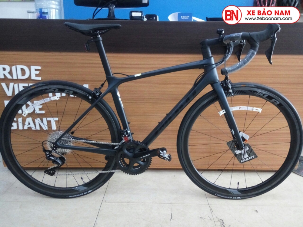 Giant tcr adv2 top