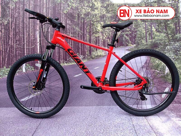 Xe p Giant ATX 700 mau gia t t nh t th tr ng 2020