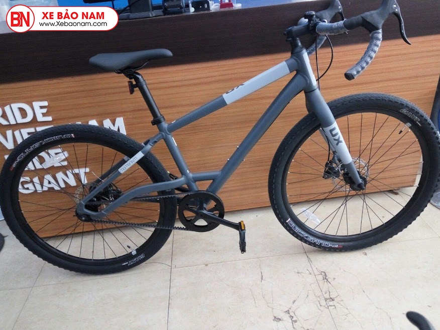 GIANT IRIDE UX R SS